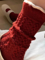 Winter Women Socks Vintage Style Knit Wool Casual Socks Thick Warm red Socks
