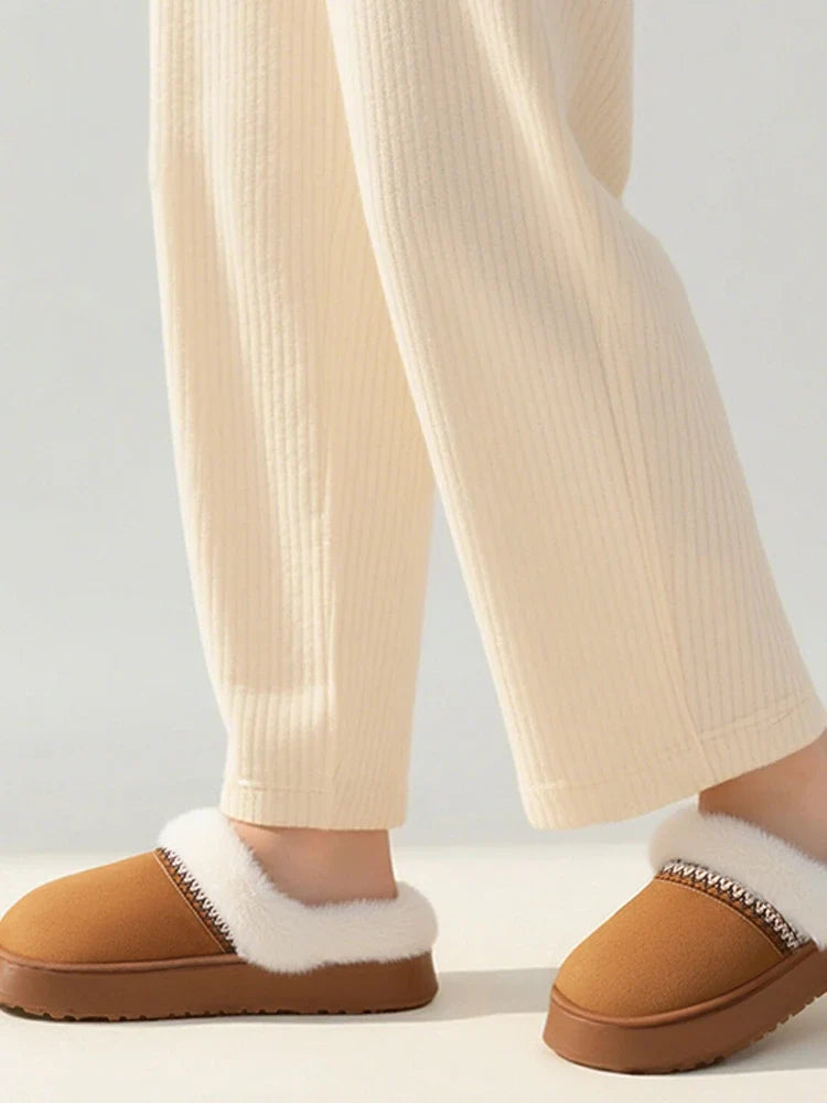 Women's plush slippers